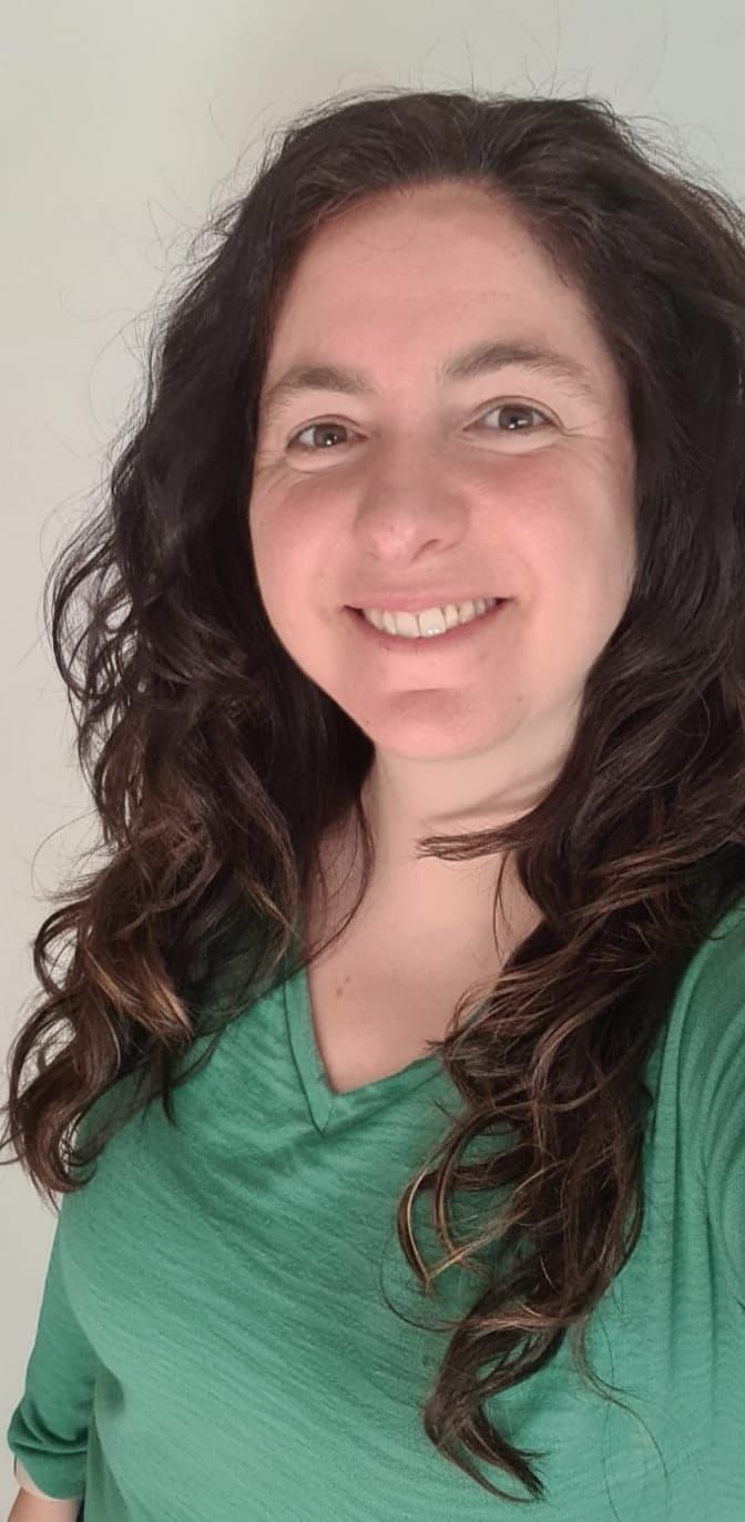 Laura volgt yogales bij Zinder